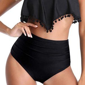 NWOT RUCHED BIKINI BOTTOM